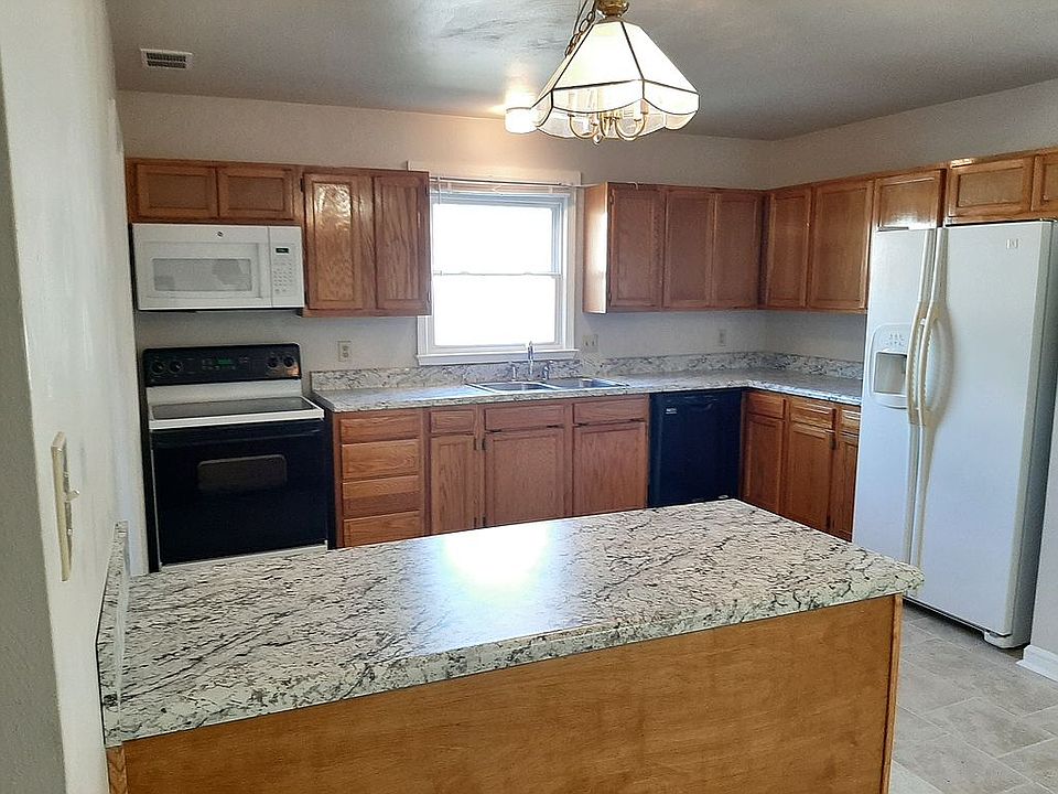 1st image of 511 Harbour North Dr