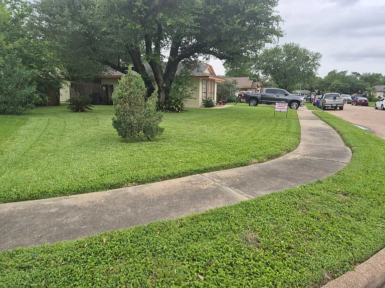 18119 Twin Creek Dr — Photo 5