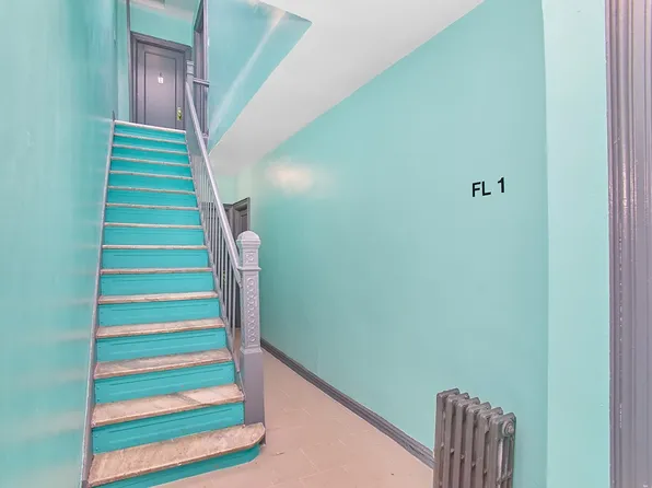 1069 Grant Avenue image 36 of 56