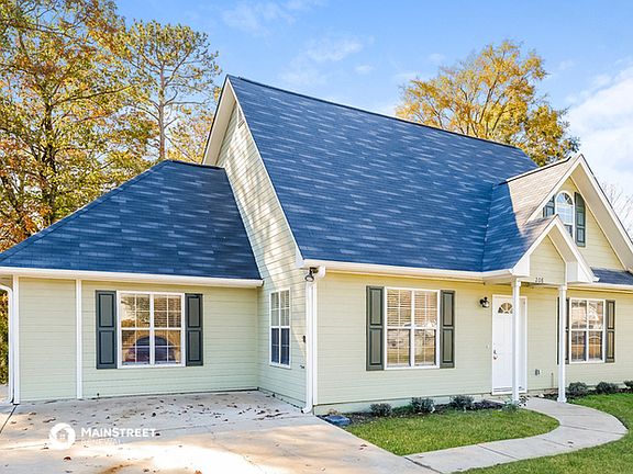 5th image of 208 Willow Creek South Cir