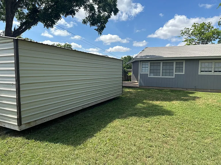 3017 Bennett Dr — Photo 36