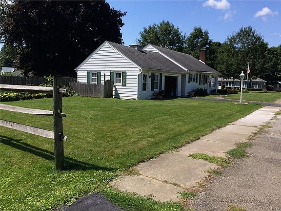 3rd image of 9 Franklin Ave