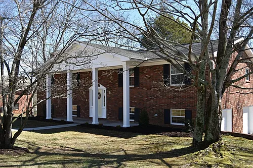 8204 Corteland Dr Photo 1