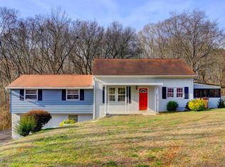 1713 Spring Hill Rd, Knoxville, TN 37914