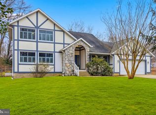 3280 Arundel On The Bay Rd, Annapolis, MD 21403