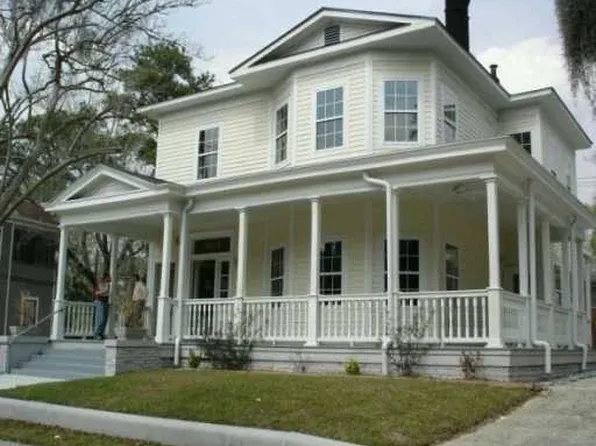 904 E Duffy St, Savannah, GA 31401