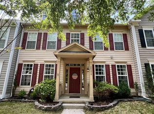 20373 Bowfonds St, Ashburn, VA 20147