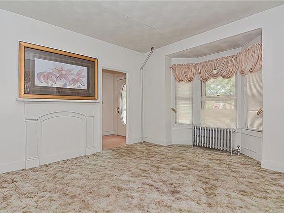 3rd image of 38 Grove Ave
