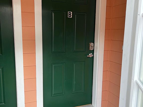 5th image of 616 26th St #B