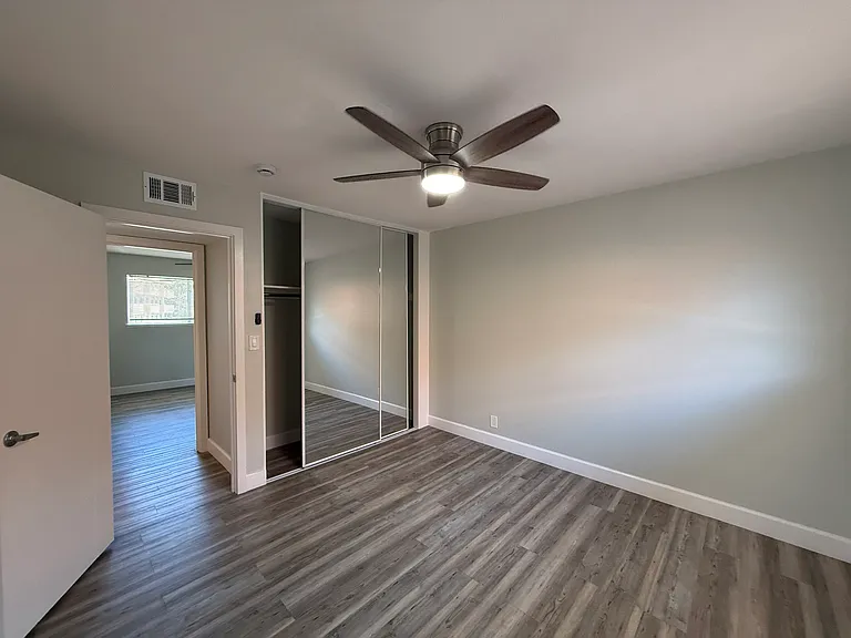 3280 Cabrillo Ave #3 — Photo 4