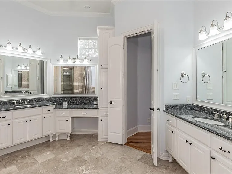1004 Drake Dr — Photo 21