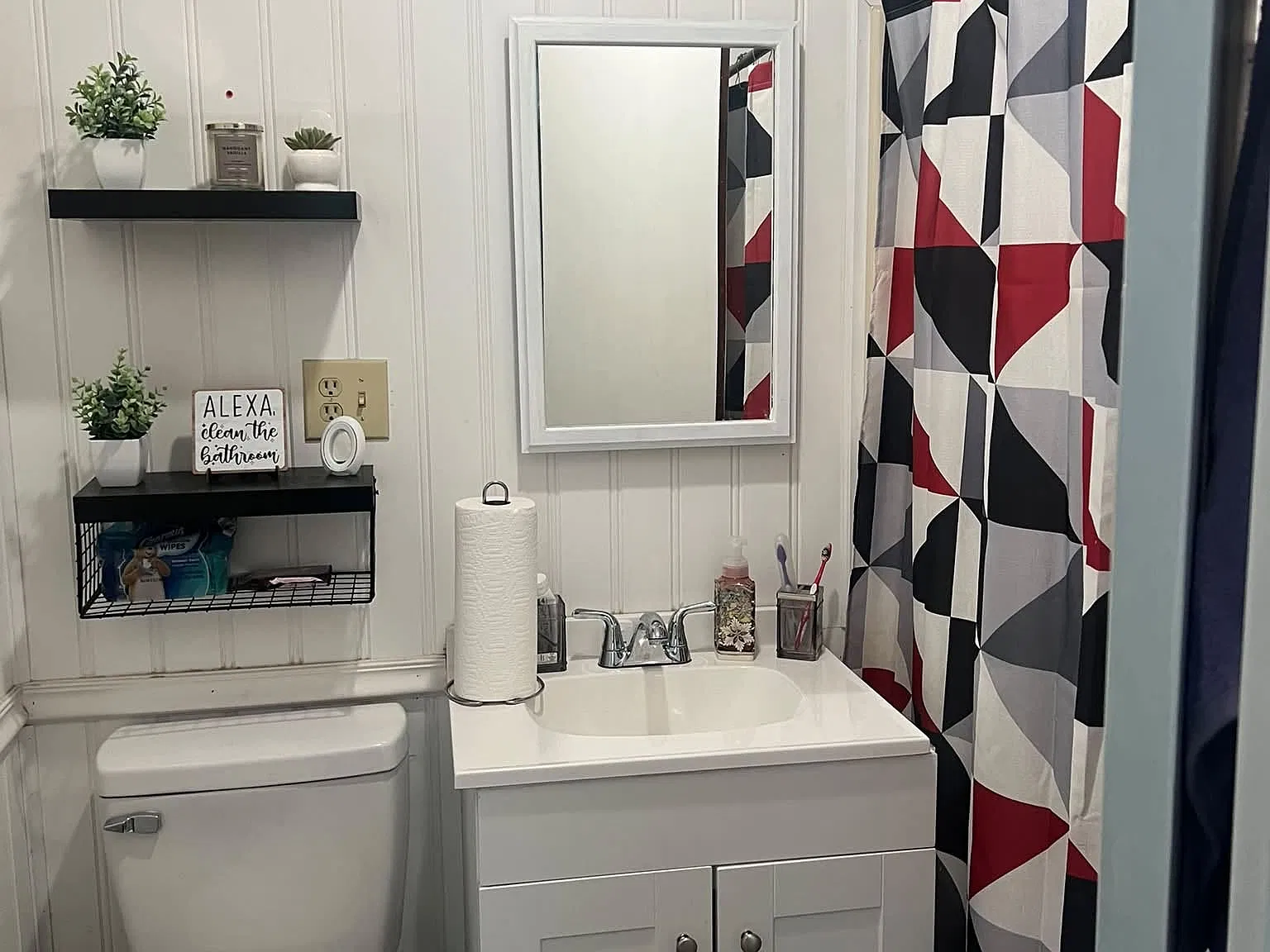 3 bed, 1232 sqft, $2,400 — Photo 3
