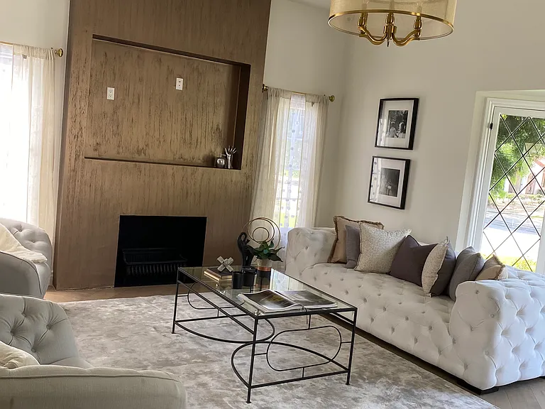 140 S Gardner St — Photo 13
