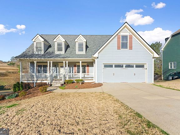 3rd image of 437 Morgan Ln