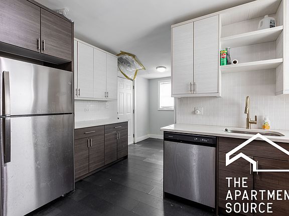 2nd image of 3421 W McLean Ave #1