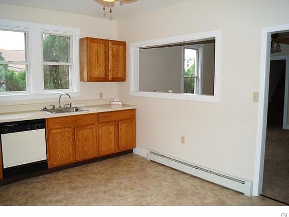 5th image of 1720 Newport Ave