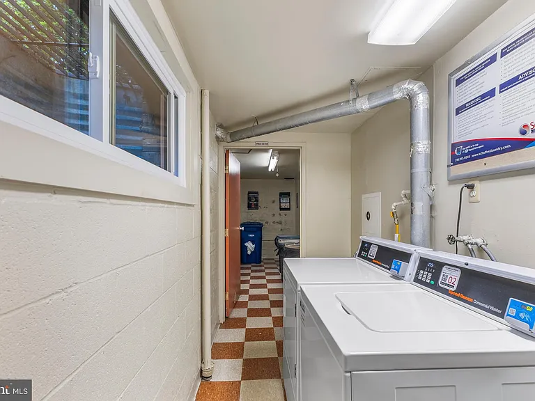 11611 Vantage Hill Rd #11B — Photo 26
