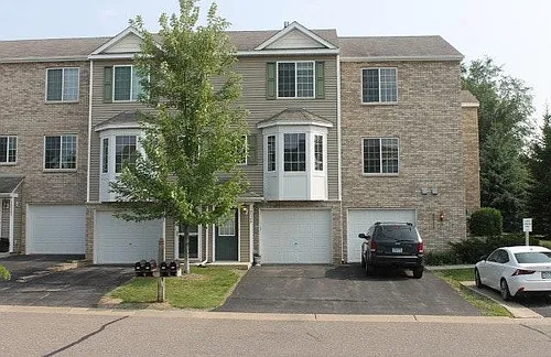 16529 Timber Crest Dr SE Photo 1
