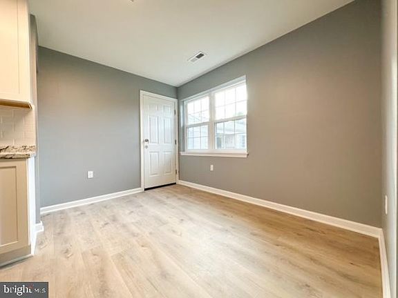 4th image of 880 College Pkwy APT 304