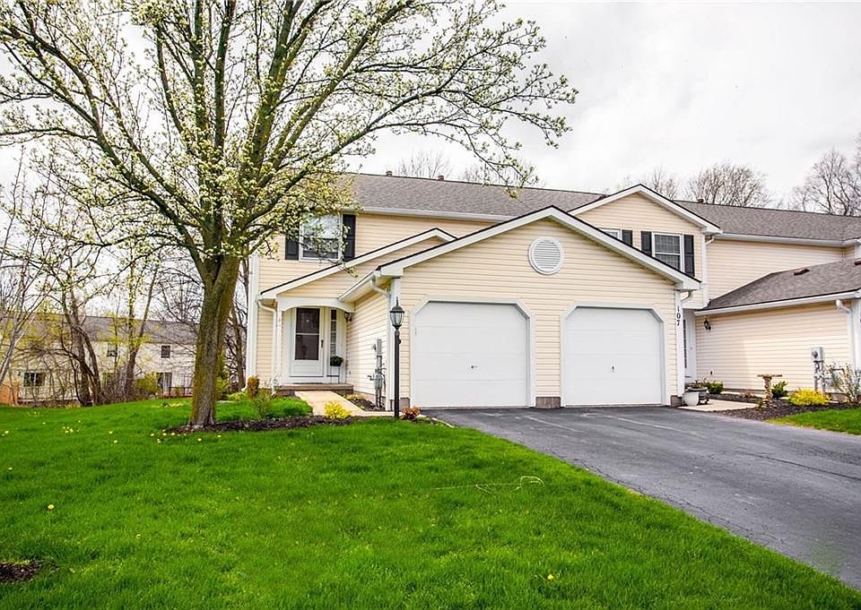 1st image of 109 Courtshire Ln