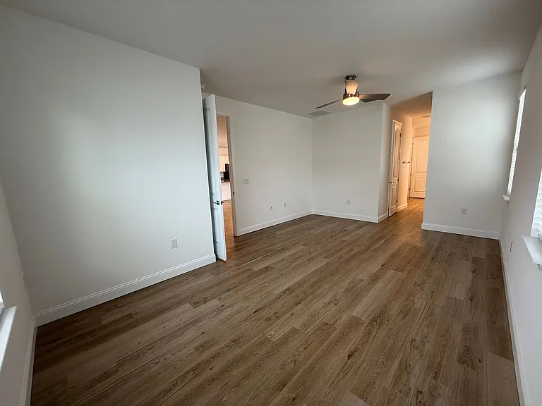 47 La Mancha Dr — Photo 19
