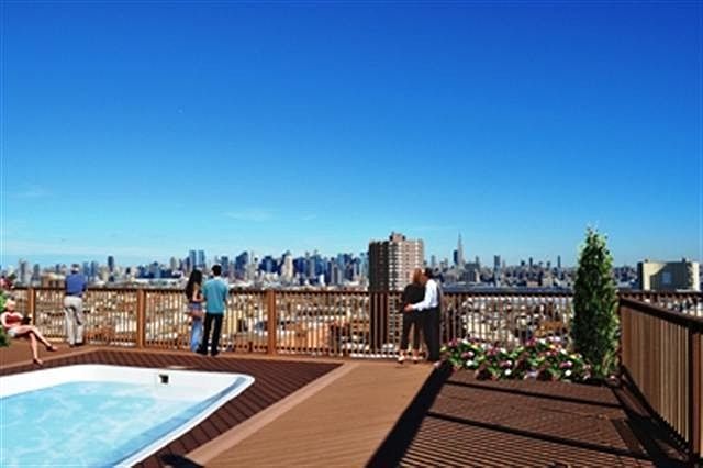 1st image of 809 22nd St APT 1109