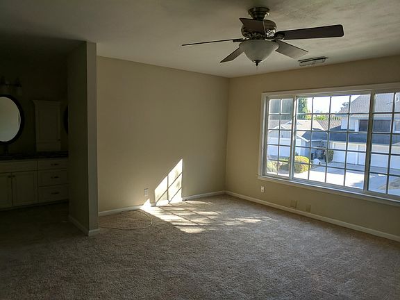 5th image of 5259 Rooster Dr