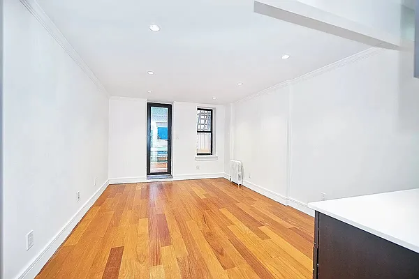 Rented by Living New York | media 15