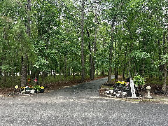 2nd image of 7406 3rd Ave