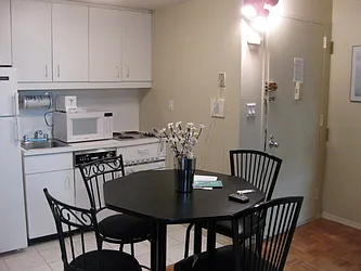 Rented by Elinor Taasa, LREB