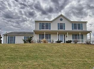 10 Violet Dr, Etters, PA 17319