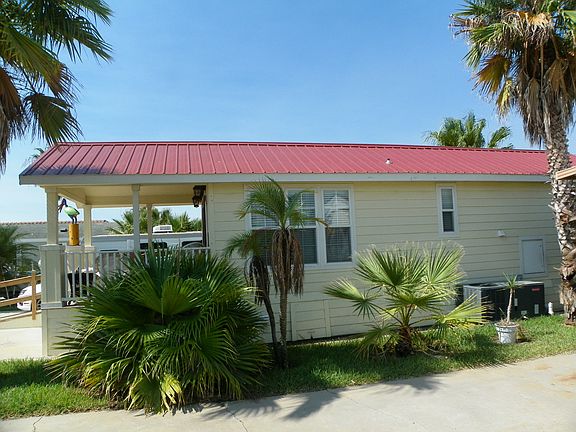 2nd image of V Sand Dollar Dr