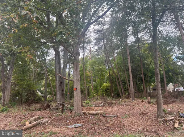 405 Evergreen Rd, Millville, NJ 08332