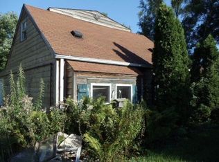 326 N Mill St, Saukville, WI 53080