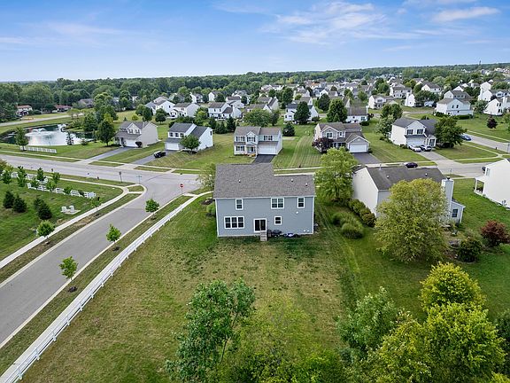 4th image of 11592 Bridgewater Dr