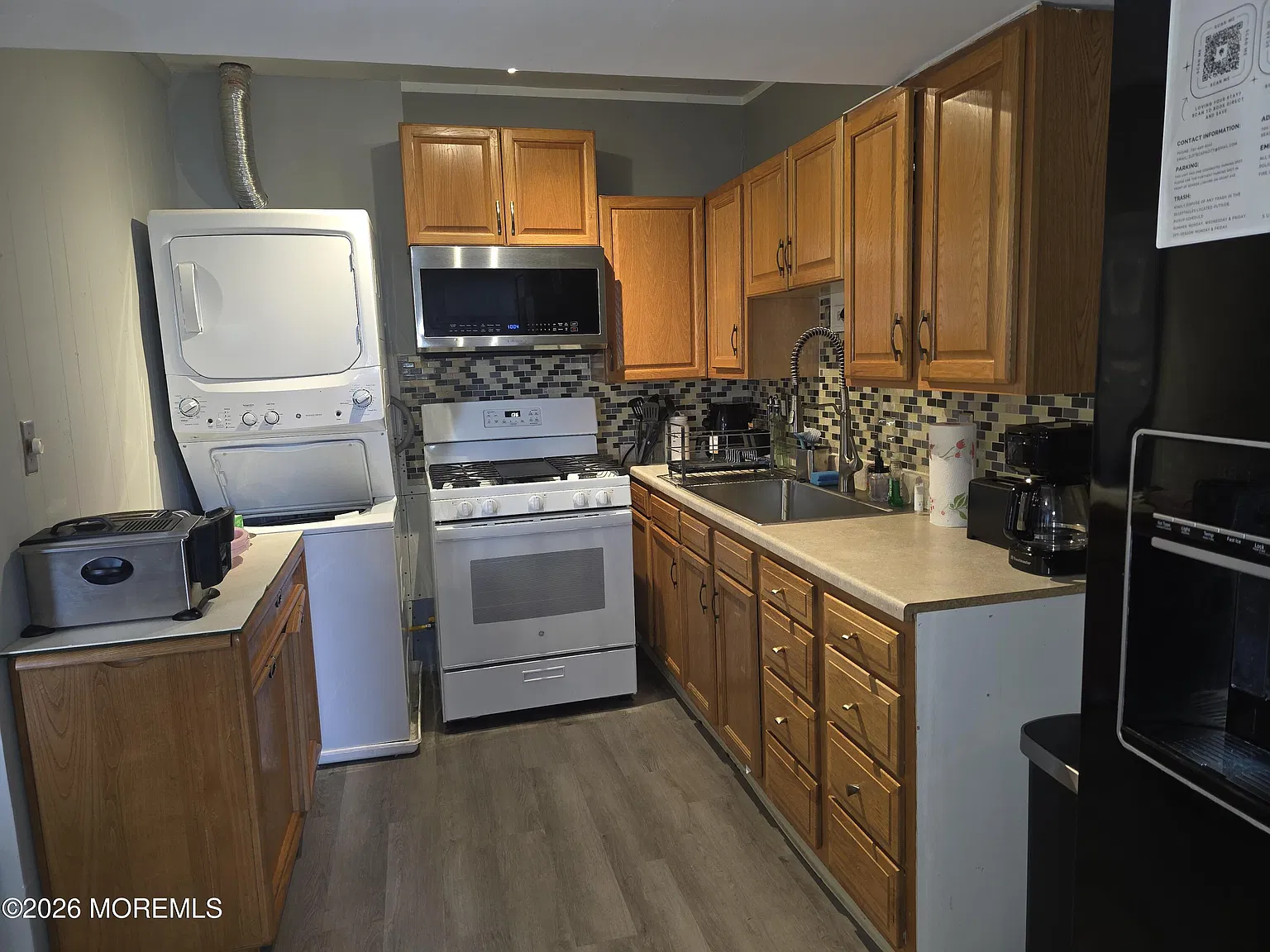 2 bed, 1015 sqft, $2,695 — Photo 2