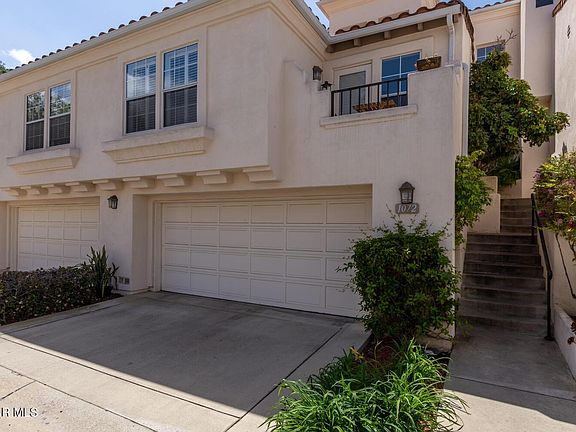 2nd image of 1072 Mountain Oak Pl