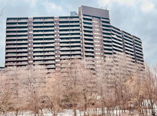 Tiffany Place, Toronto, ON M9R 2R9