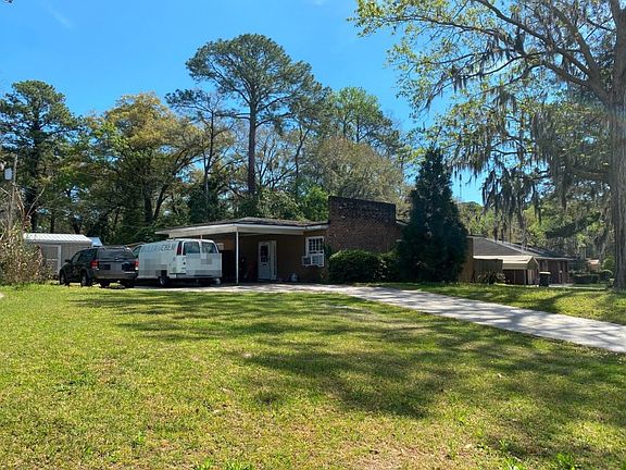 3rd image of 7212 Van Buren Ave