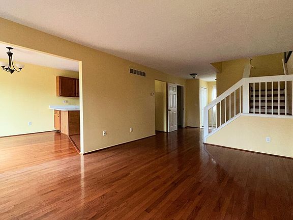 4th image of 6731 Deerhurst Dr