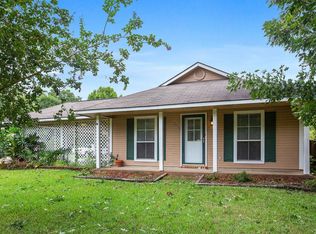 3415 Robert St, Zachary, LA 70791