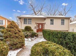 1651 Ardmore Ave, Glendale Heights, IL