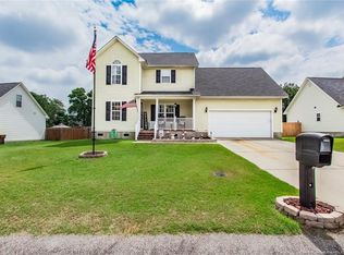 2627 Daniel Boone Ln, Hope Mills, NC 28348