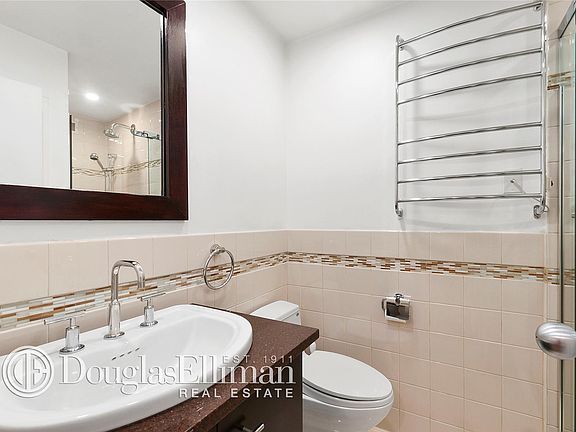 3rd image of 159 Madison Ave APT 3C