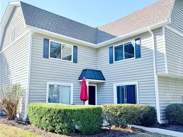850 Mallery St #5K, Saint Simons Island, GA 31522
