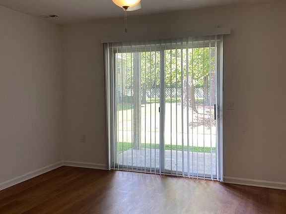 3rd image of 428 Acorn Grove Ln #G