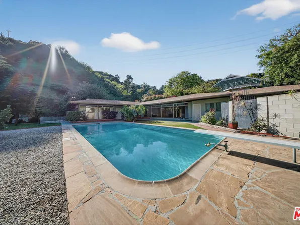 7230 Outpost Cove Dr, Los Angeles, CA 90068