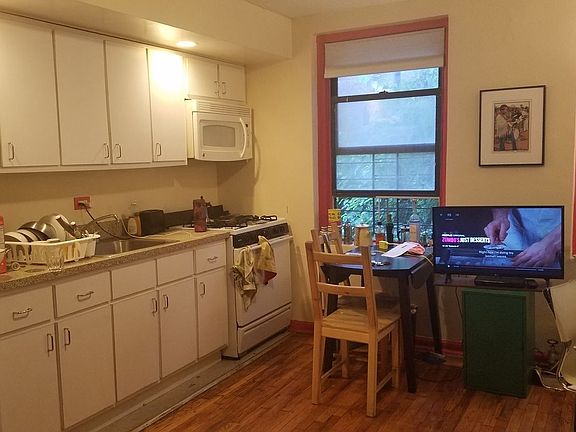 4th image of 4316 47th St APT E7