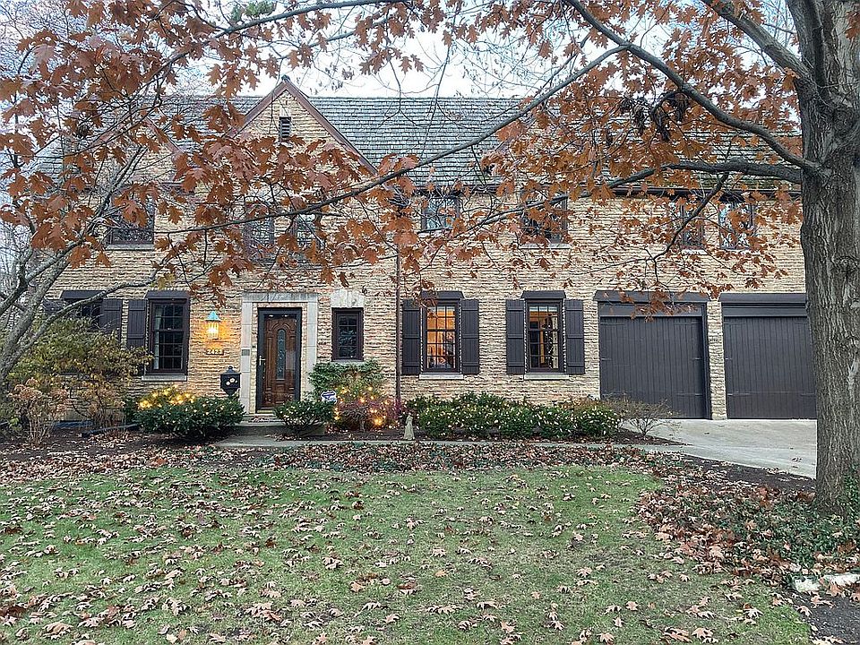 1st image of 2423 Lincolnwood Dr