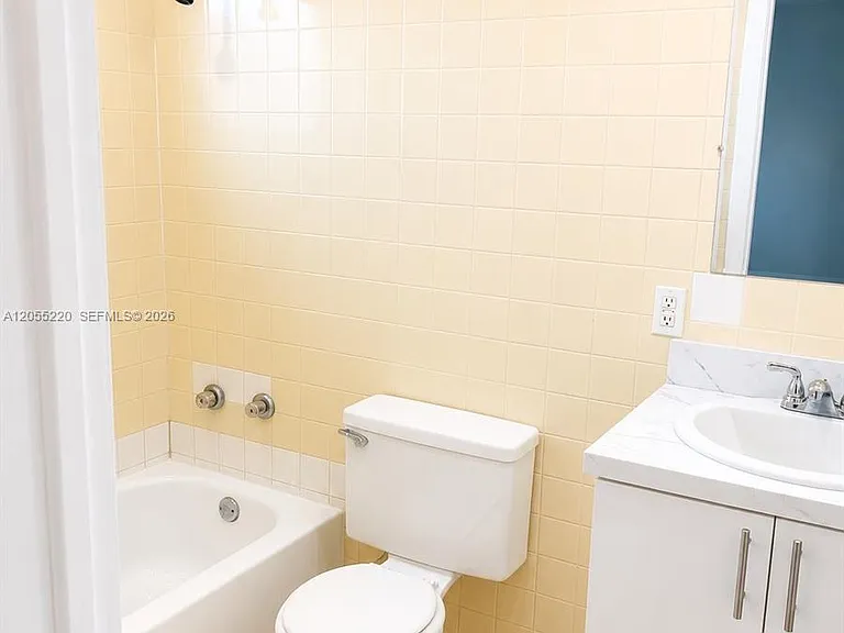 1230 W 54th St #329A — Photo 8